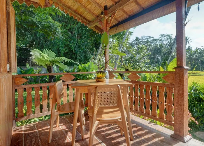 Villa Umah Merta Kayu